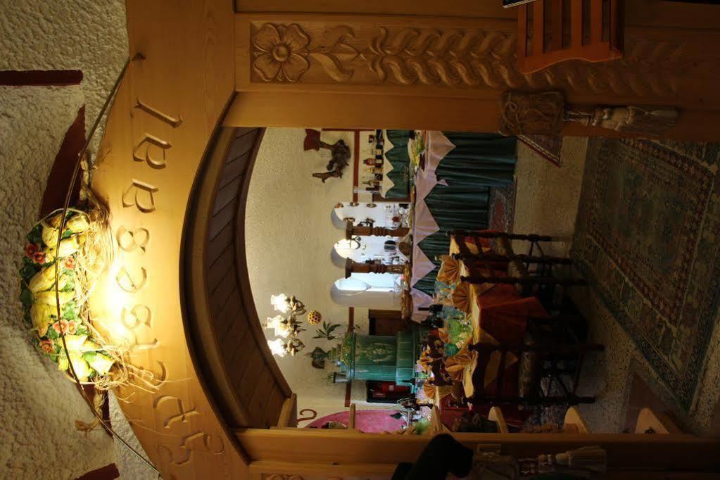 Hotel Ancora Castello-Molina di Fiemme Bagian luar foto
